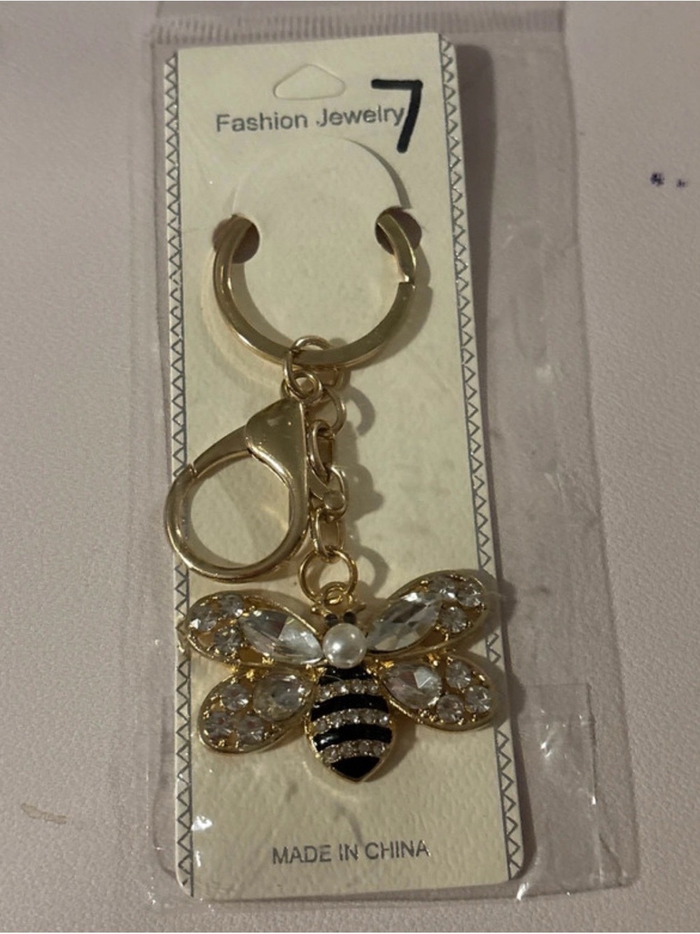 Fashion Jewelry Gold Bee Keychain with Crystal Wings